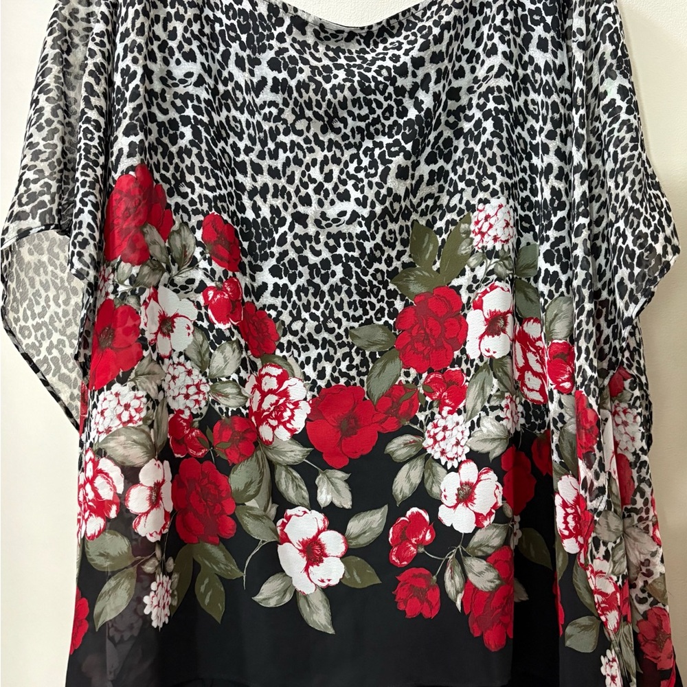 Alyx Women's Floral Print Top - Red and Black - Picture 4 of 5
